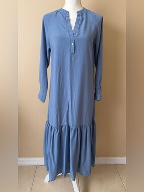 University Club Maxi Dress XS Oversized Blue Long Sleeve V-Neck Ruffle Hem